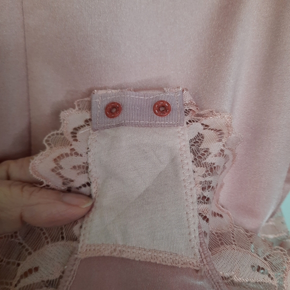 Free People Intimately FB Wild Bunch Bodysuit Pink Lace Trim Womens Size S Vneck - Picture 8 of 13